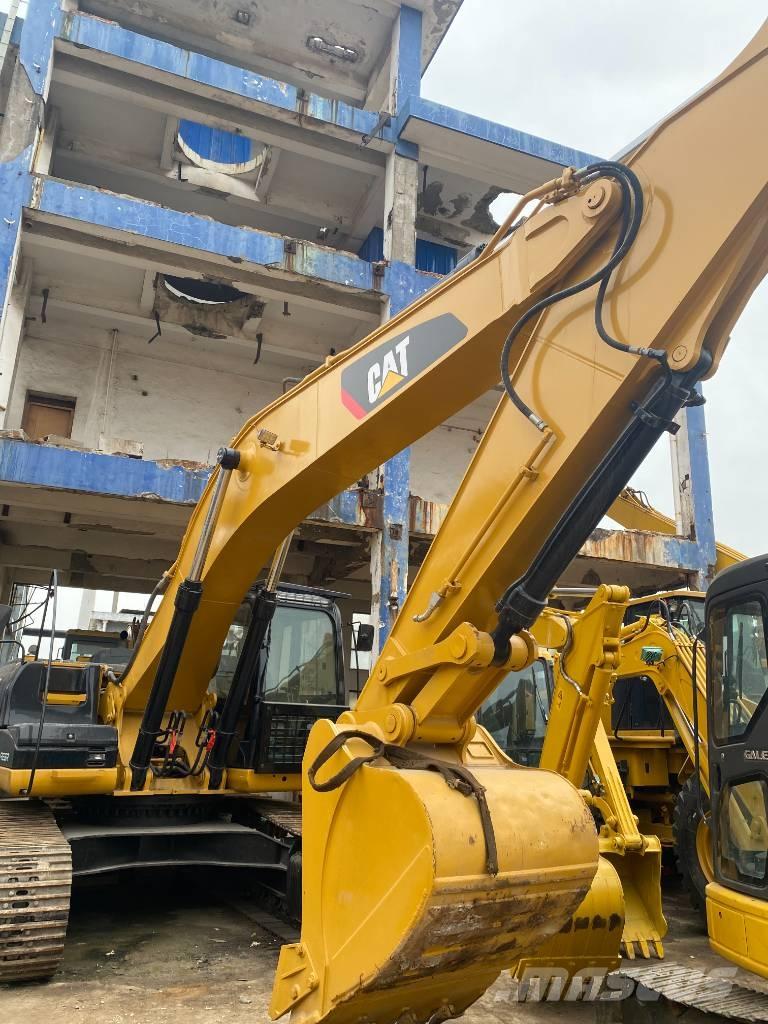 CAT 330 D Верижен екскаватор