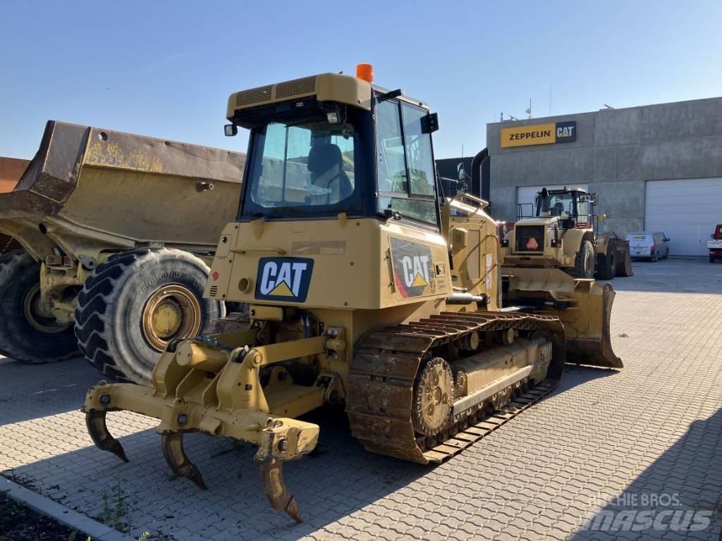 CAT D 6 K 2 XL Верижни булдозери
