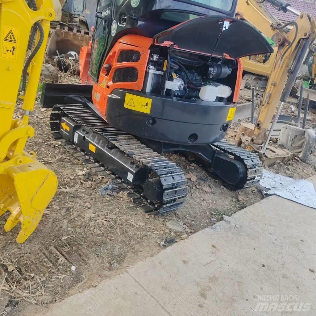Kubota U 30 Мини екскаватори < 7 т