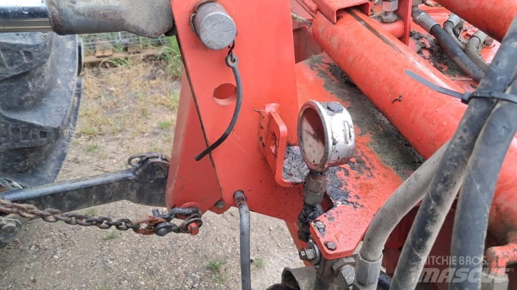 Kuhn GMD 702 Косачки