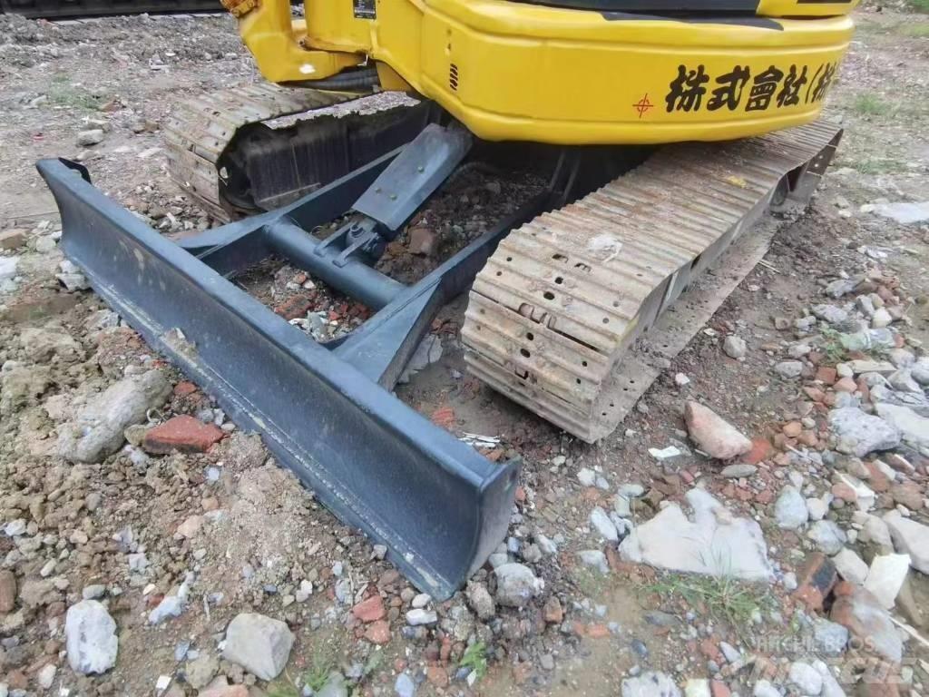 Komatsu PC40 Верижен екскаватор