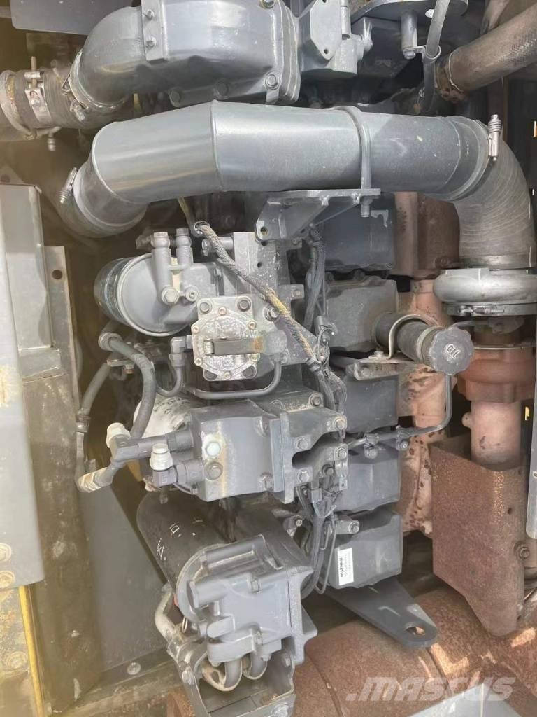 Komatsu PC 450-8 Верижен екскаватор