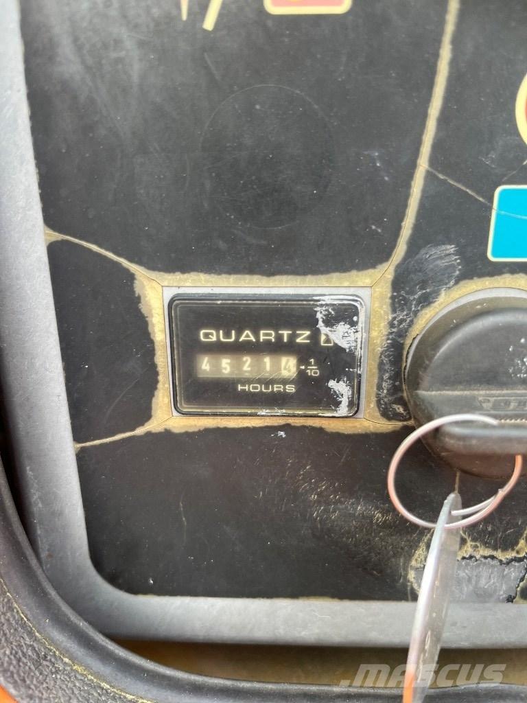 JLG 600 AJ Съчленени стрелови подемници