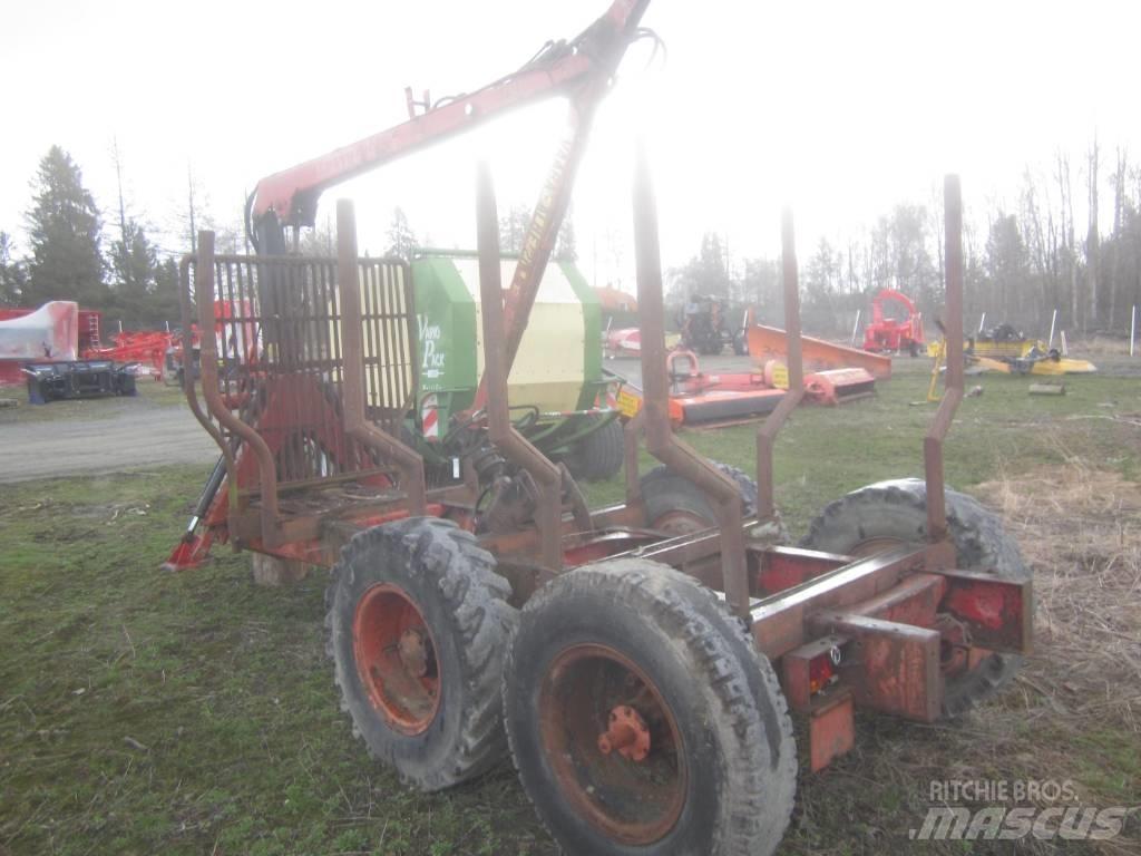 Patu 500 + Metsäkärry Горски ремаркета
