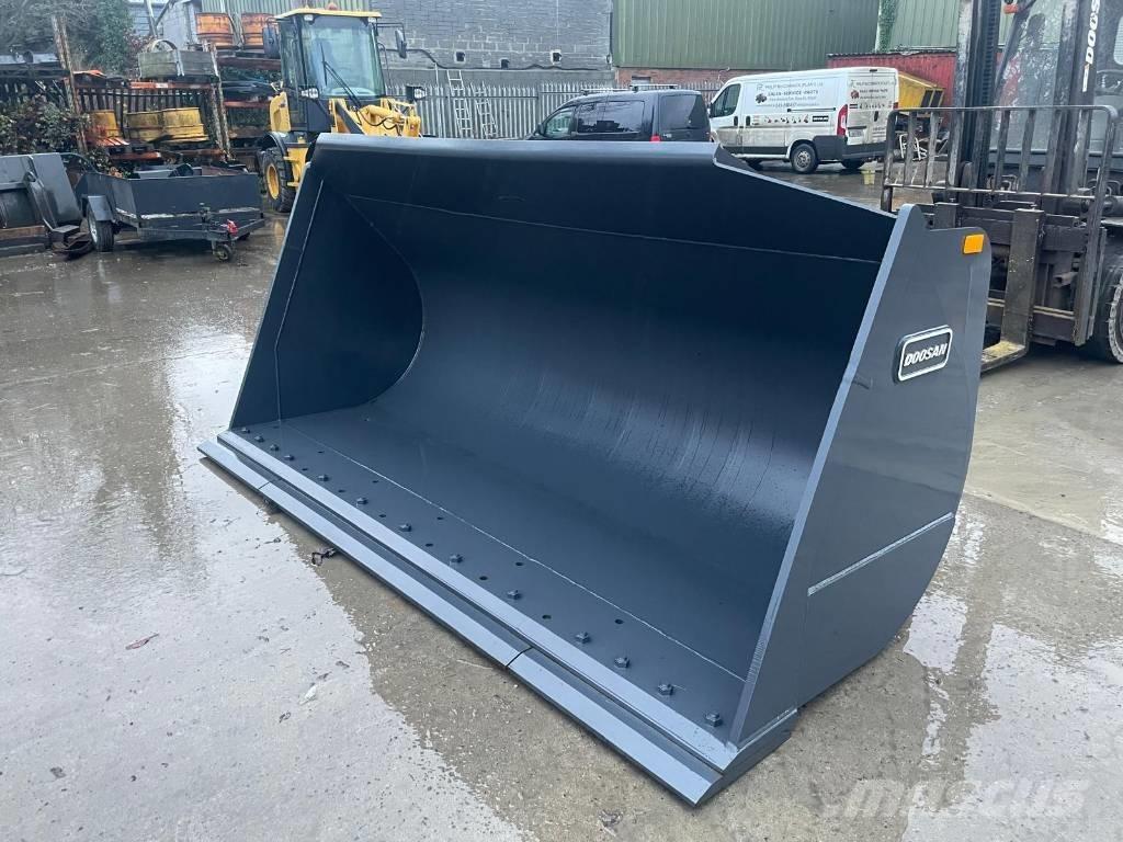 Doosan DL 320-7 Кофи