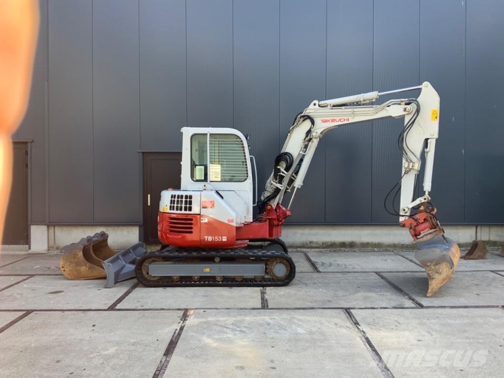 Takeuchi TB 153 FR Мини екскаватори < 7 т