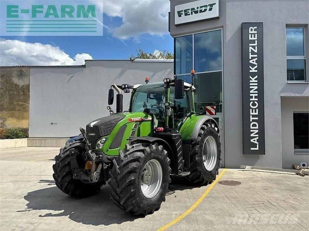 Fendt 724 vario Трактори