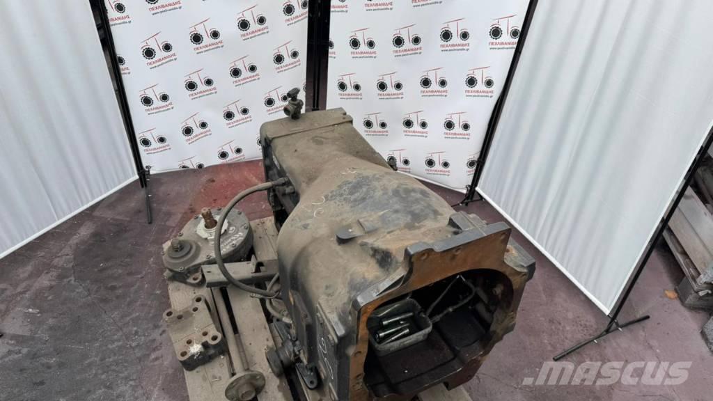 New Holland T 7 Предаване