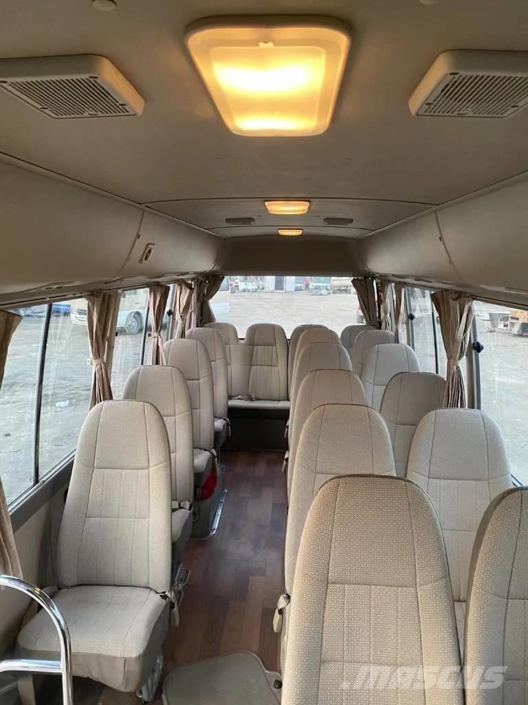 Toyota Coaster Bus Мини бусове