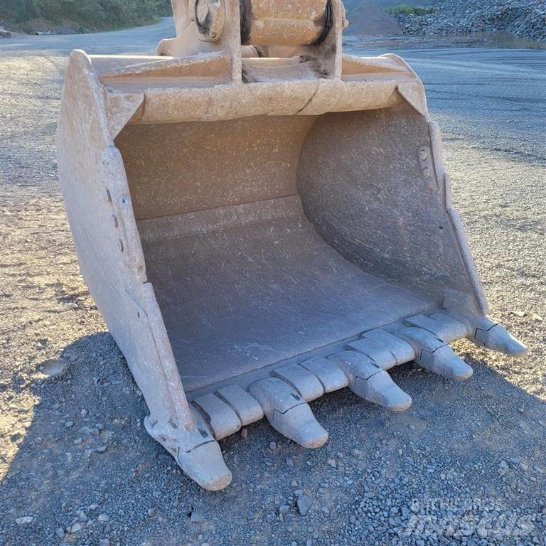 Volvo EC240BLC Верижен екскаватор