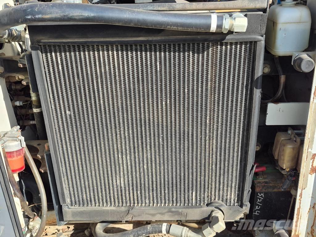 Takeuchi TL 8 Мини товарачи
