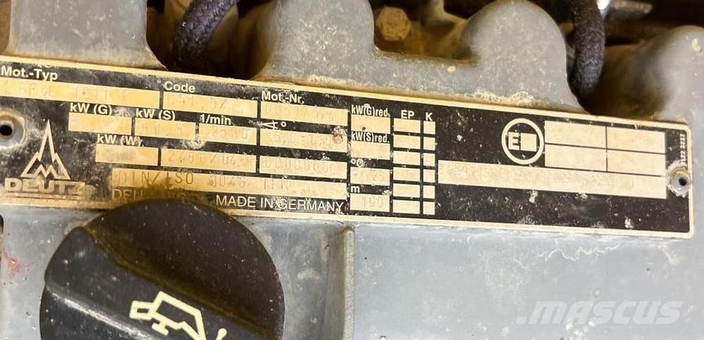 Bomag BW 151 AD-2 Двойни барабанни ролки
