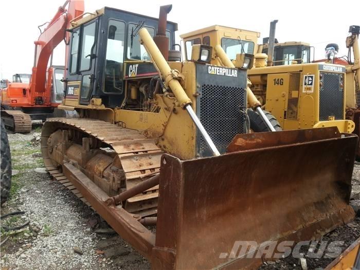 CAT D 6 G Верижни булдозери
