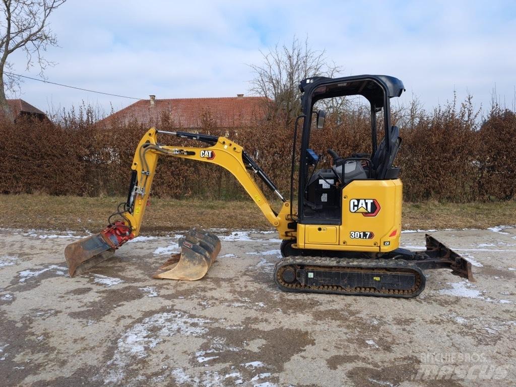 CAT 301.7 Мини екскаватори < 7 т