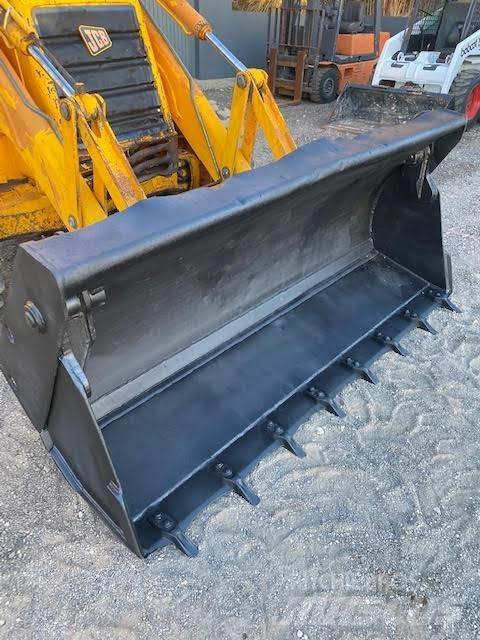 JCB 3 CX Товарач със заден ексватор