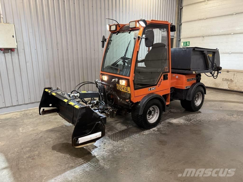 Holder C 240 Комунални съоражения