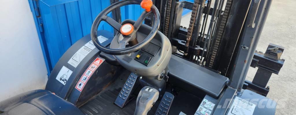 Ausa C 200 H X4 Камиони за херавни местности