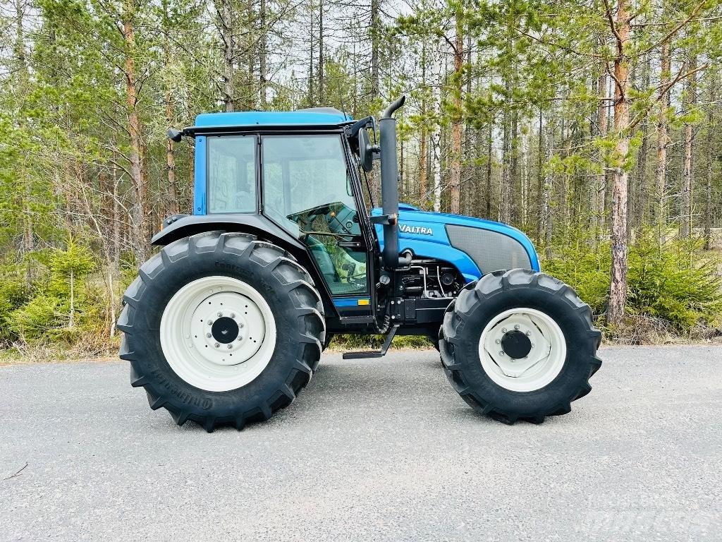 Valtra A 92 Трактори