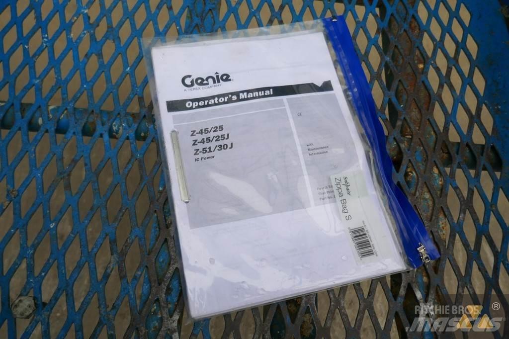 Genie Z-45/25 Съчленени стрелови подемници