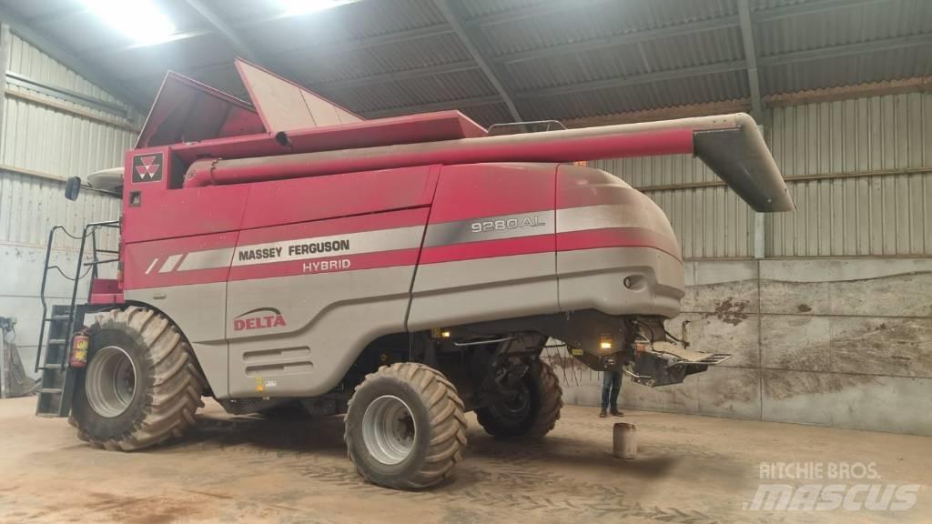 Massey Ferguson 9280 Комбайни