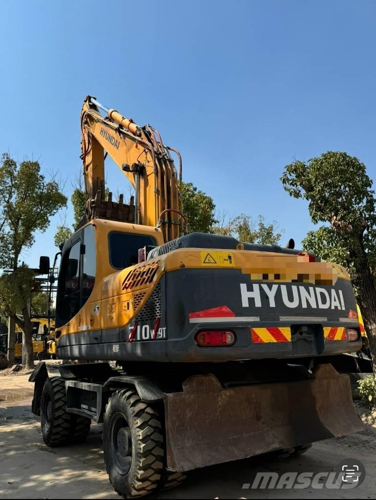 Hyundai 210W-9 Колесни екскаватори