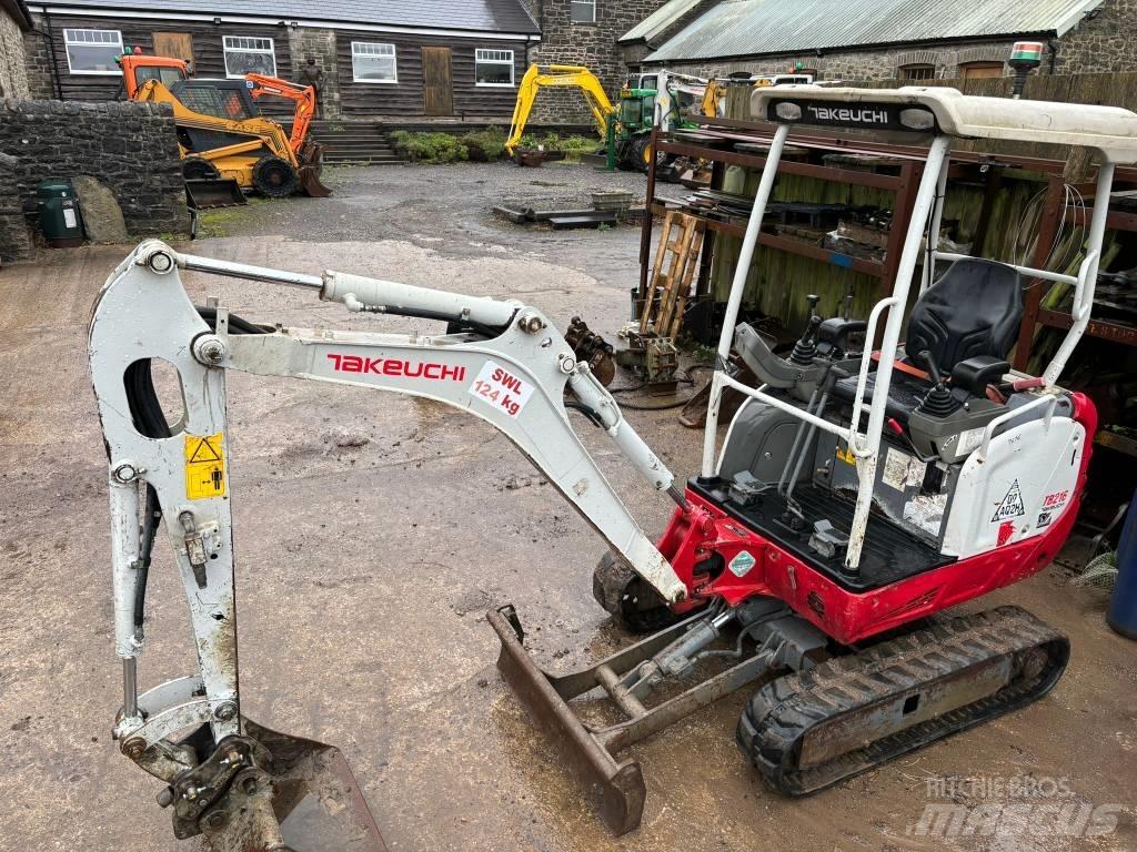 Takeuchi TB 216 Мини екскаватори < 7 т