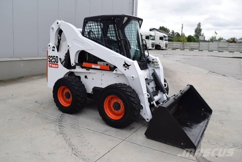Bobcat S 250 Мини товарачи
