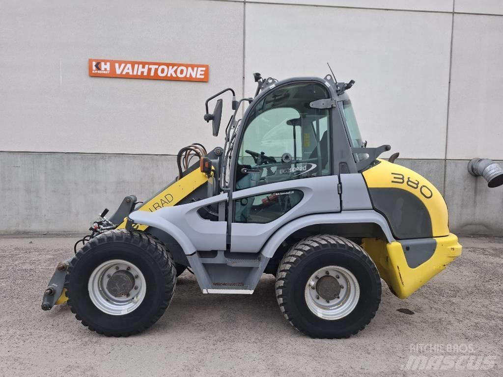 Kramer 380 Колесни товарачи