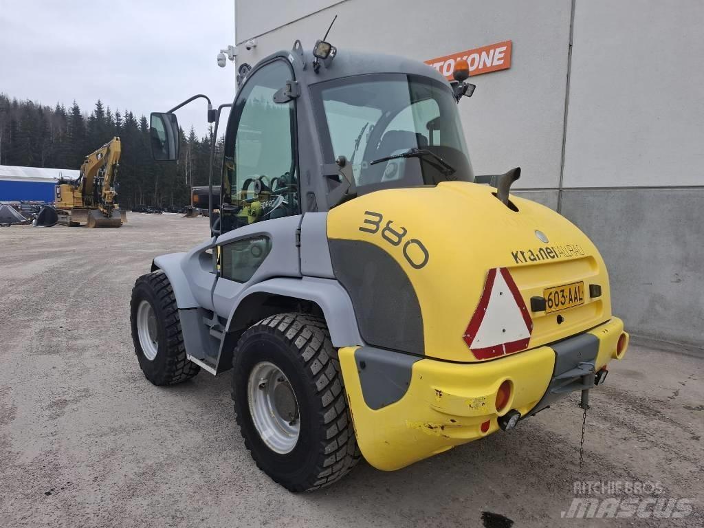 Kramer 380 Колесни товарачи