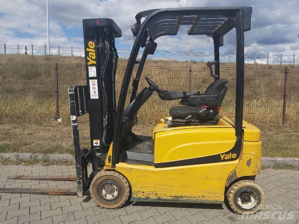 Yale ERP16VF Електрически вилични кари-повдигачи