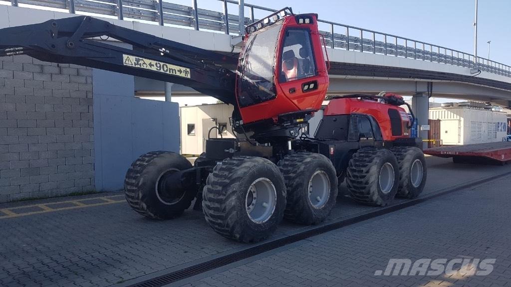 Komatsu 931 XC Харвестери