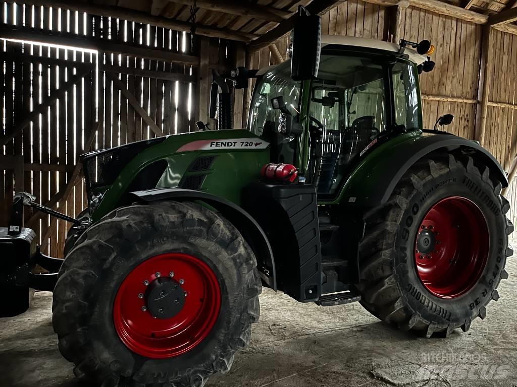 Fendt 720 Vario Трактори