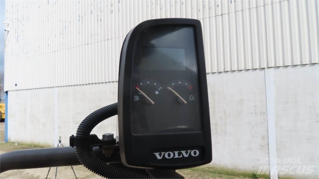 Volvo SD 45 B Еднобарабанни ролки
