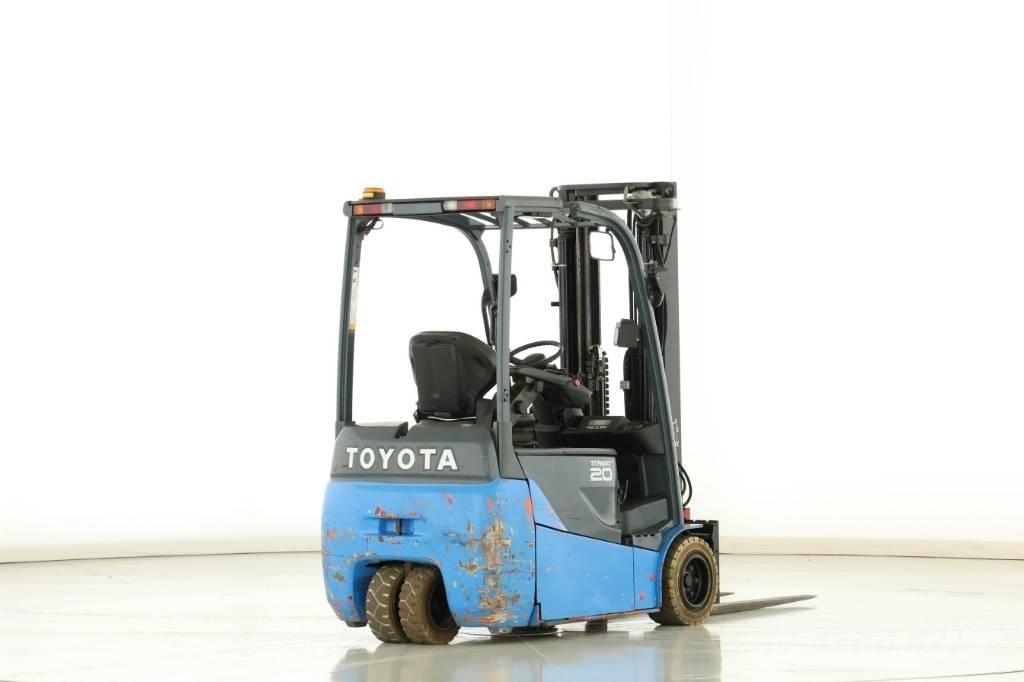 Toyota 8 FBET 20 Електрически вилични кари-повдигачи