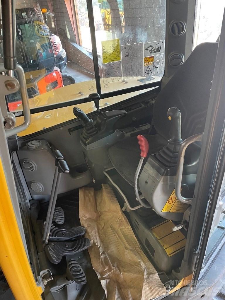 Volvo ECR88 Средни екскаватори 7т - 12т