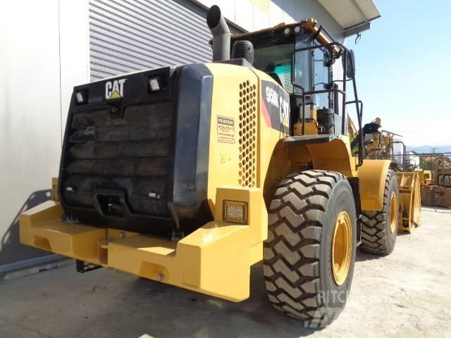 CAT 950M Колесни товарачи