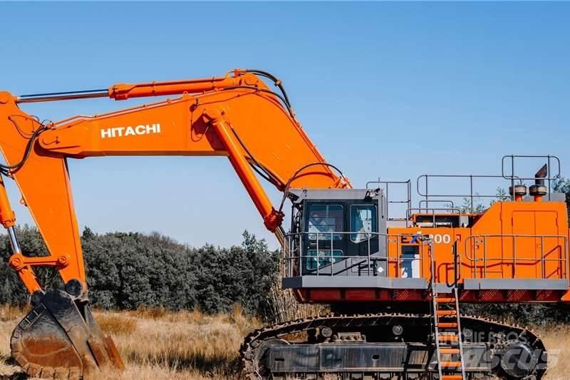 Hitachi EX1200 Мини екскаватори < 7 т