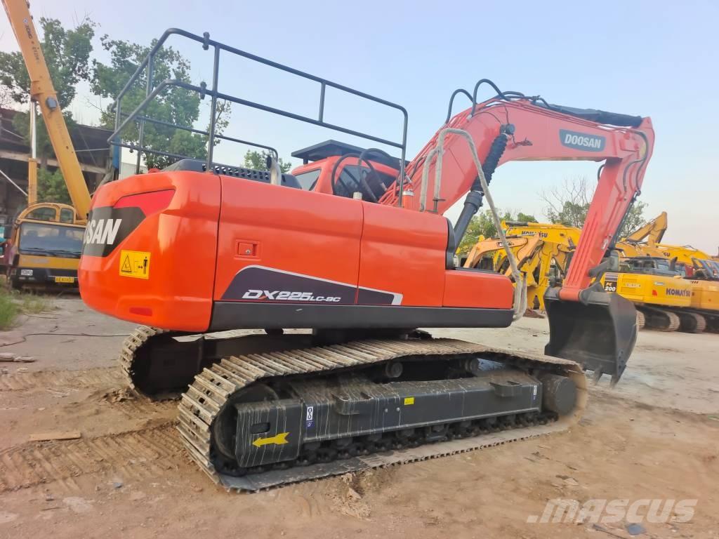 Doosan DX 225LC-9C Верижен екскаватор