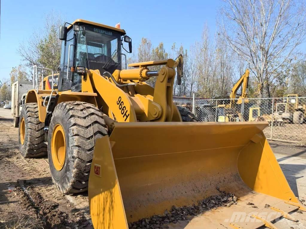 CAT 966H Колесни товарачи