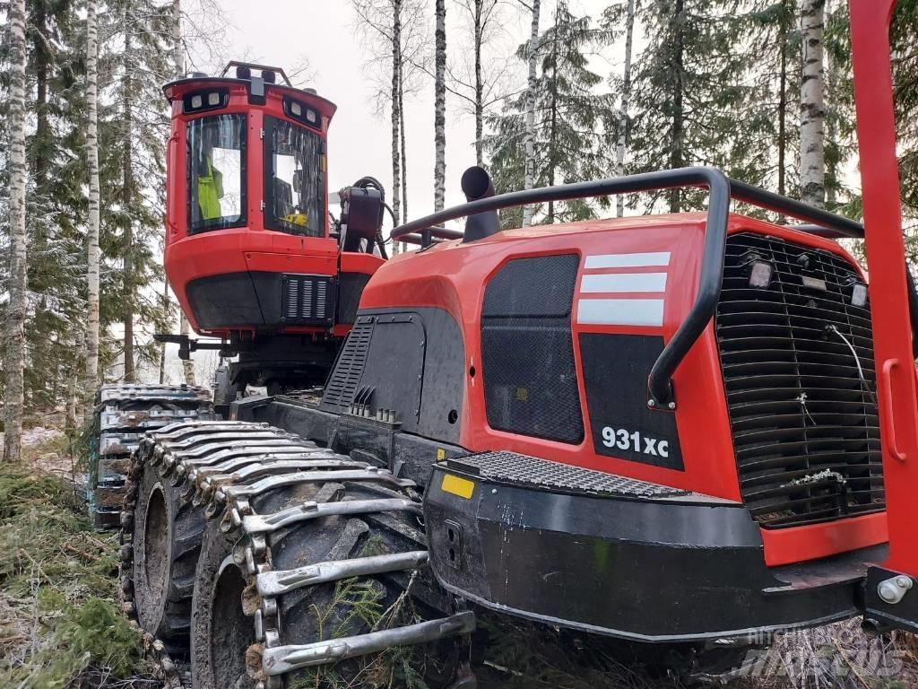 Komatsu 931 XC Харвестери