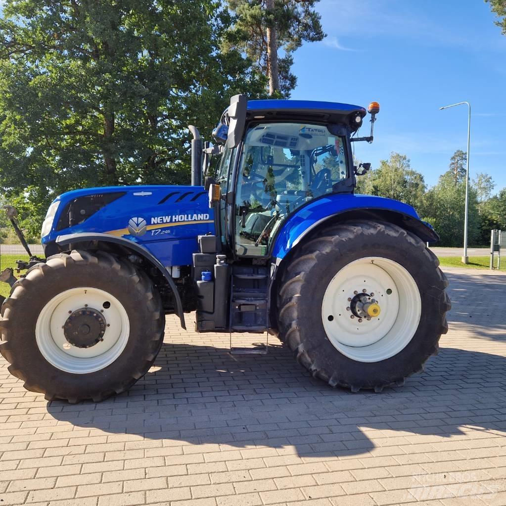 New Holland T 7.245 Трактори