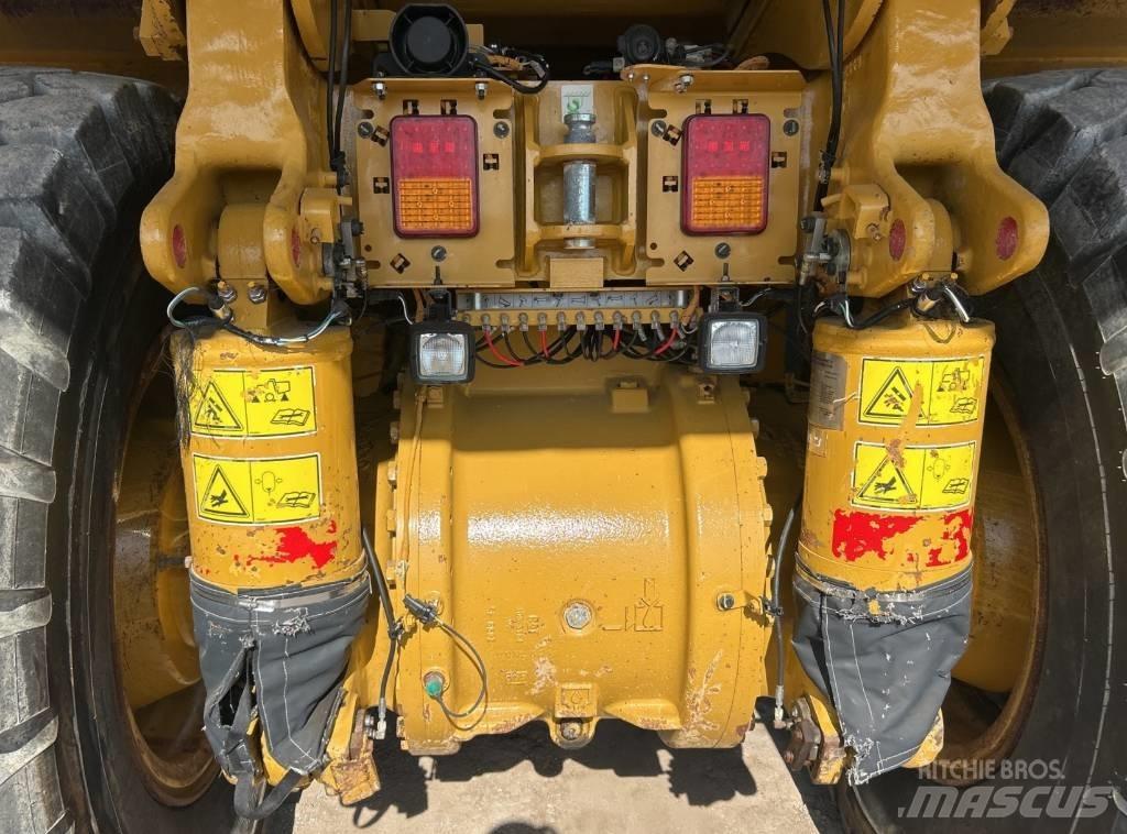 CAT 770 G Дъмпери/моторни превозни средства