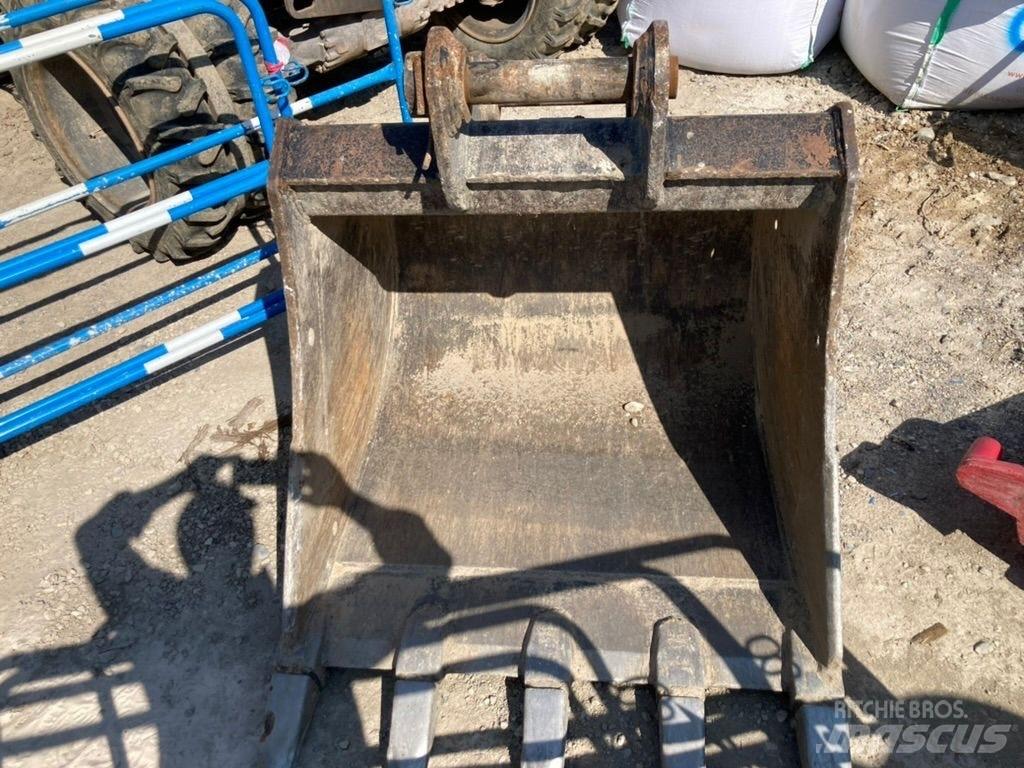 Hitachi ZX 135 US-6 Верижен екскаватор