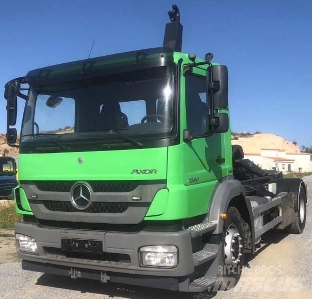 Mercedes-Benz 1829 Разглобяеми надстойки