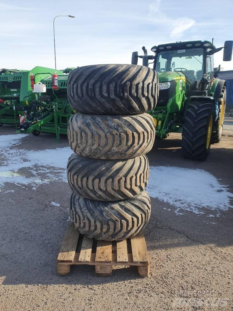 BKT 400/60-15,5 Колелета/Гуми