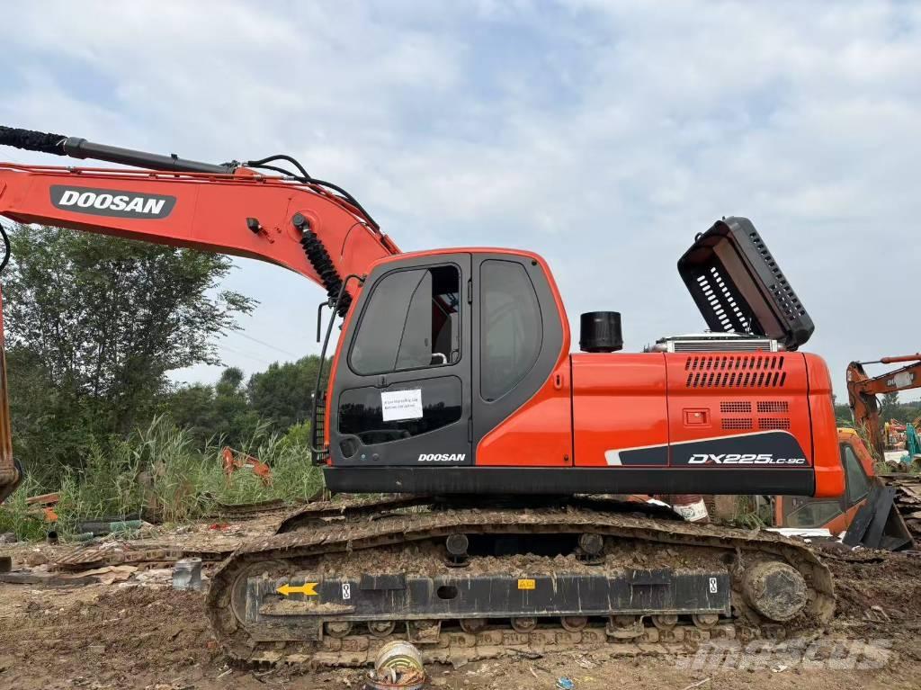 Doosan DX225LC-9C Верижен екскаватор