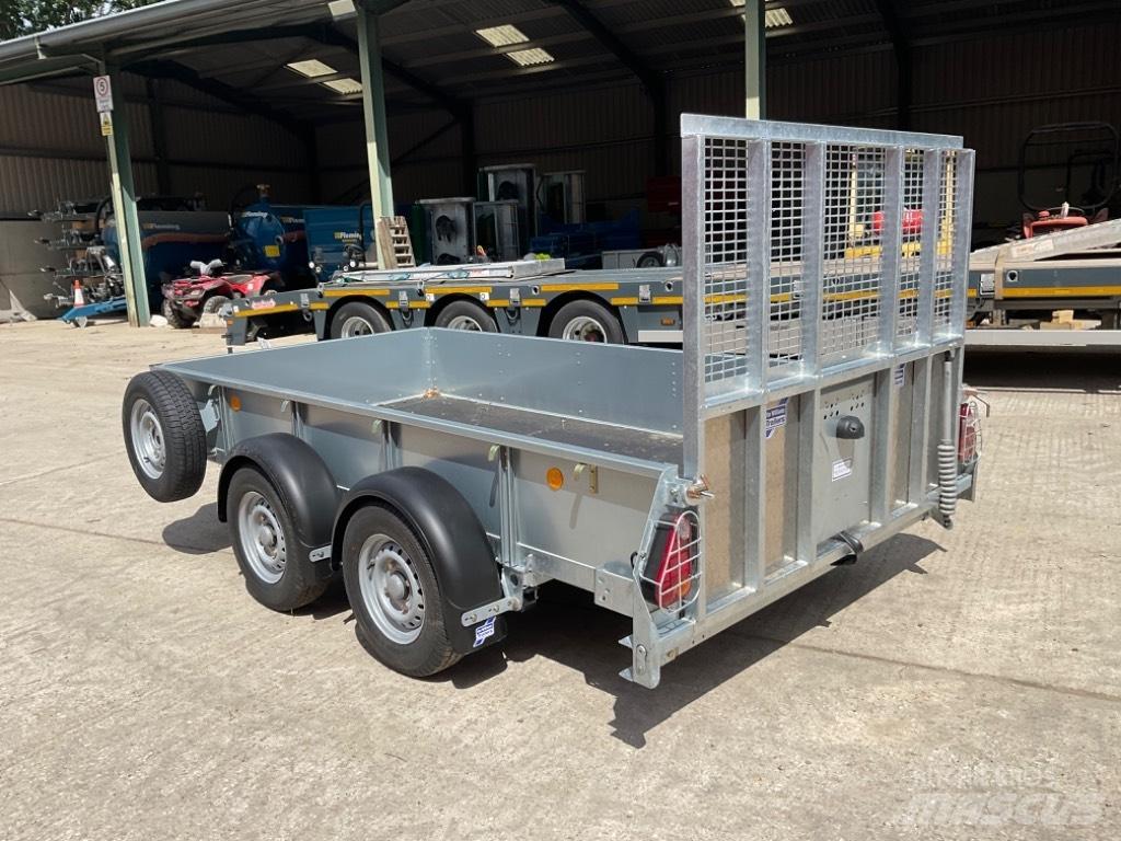 Ifor Williams GD 105 Ремаркета за бали