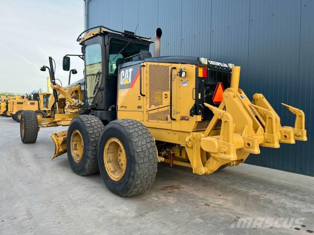 CAT 140M Грейдери