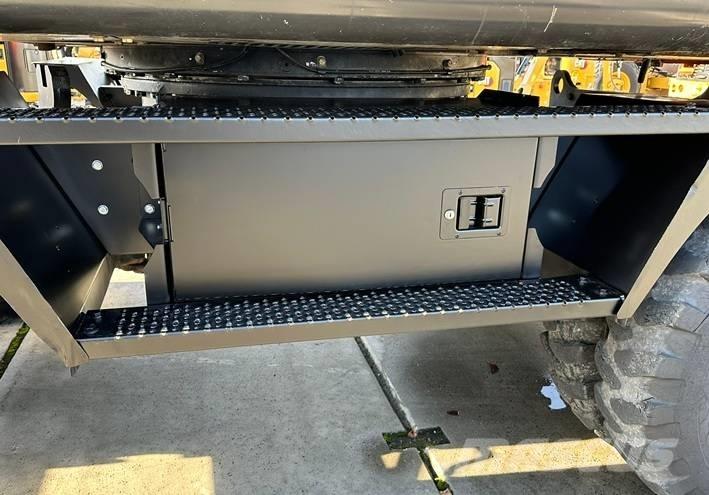 Hitachi ZX 170 W-5 B Колесни екскаватори