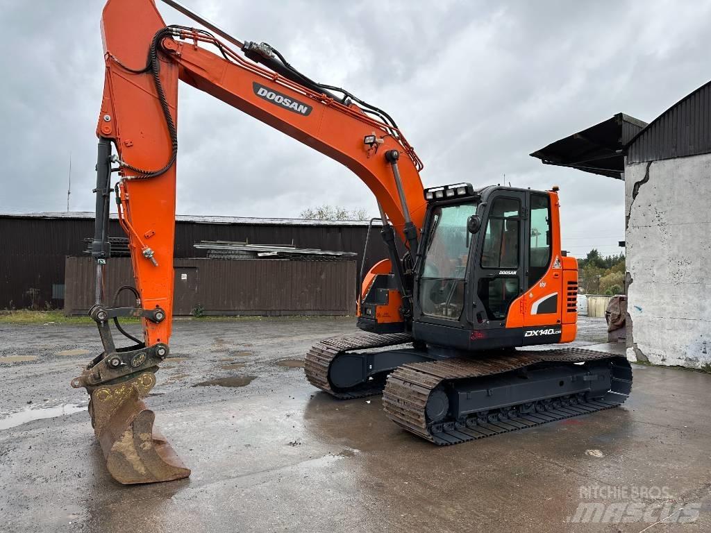 Doosan DX 140 LCR Верижен екскаватор